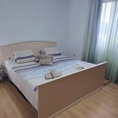 Fili 1 Apartament Ćuprija