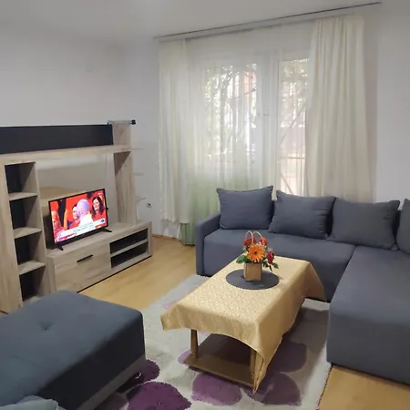 Apartament Fili 1